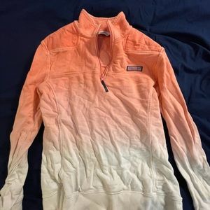 Vineyard vines pull over